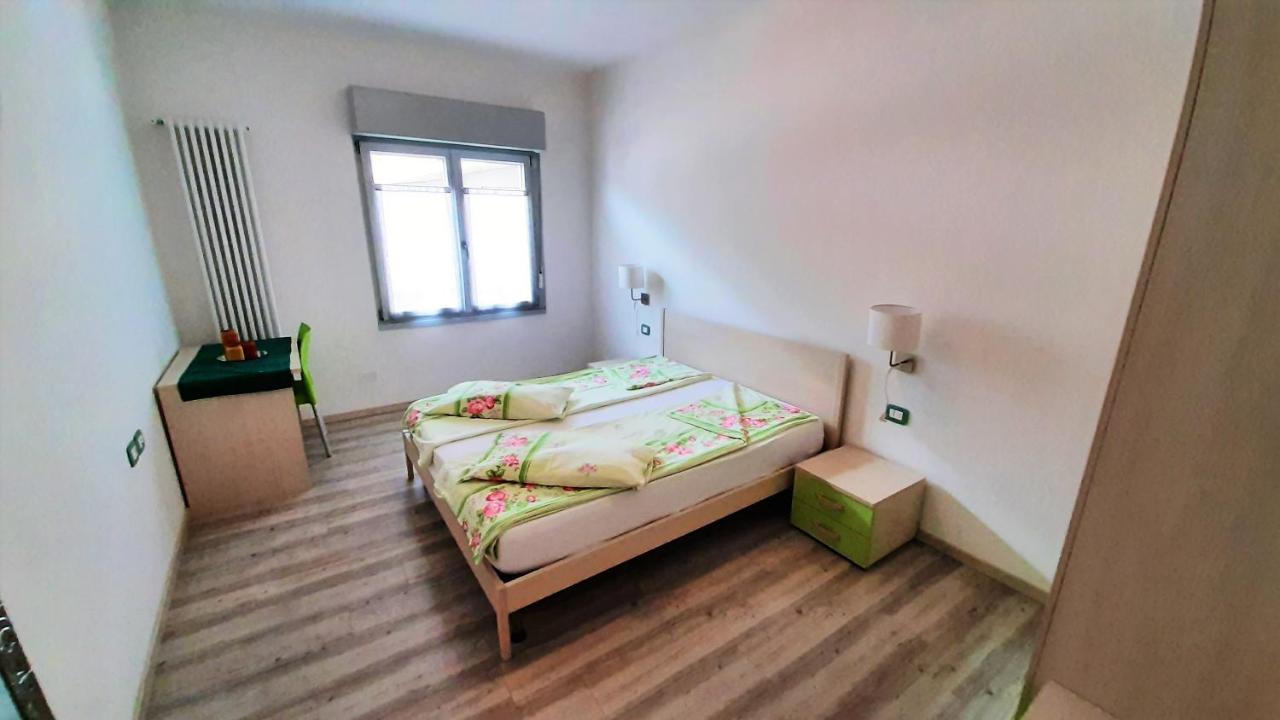 Casa Gemma Lägenhet Malcesine Exteriör bild