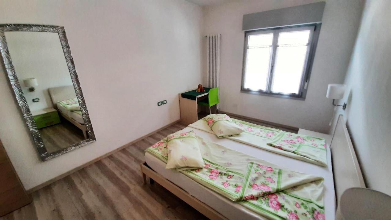 Casa Gemma Lägenhet Malcesine Exteriör bild