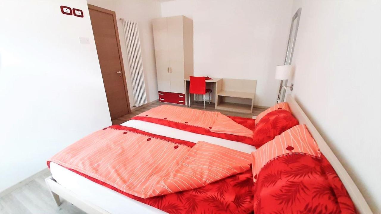 Casa Gemma Lägenhet Malcesine Exteriör bild